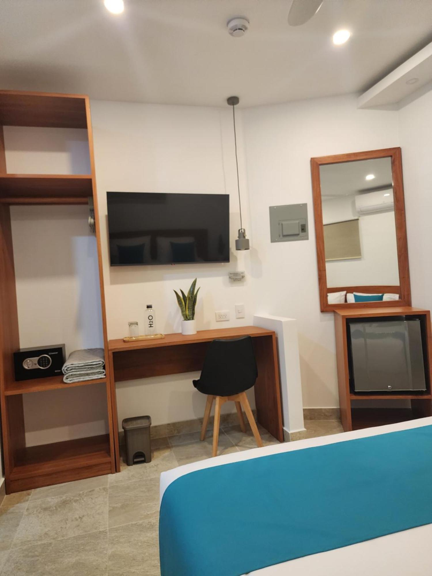 Casa Galapagos By Hostal Fragata Puerto Ayora  Extérieur photo