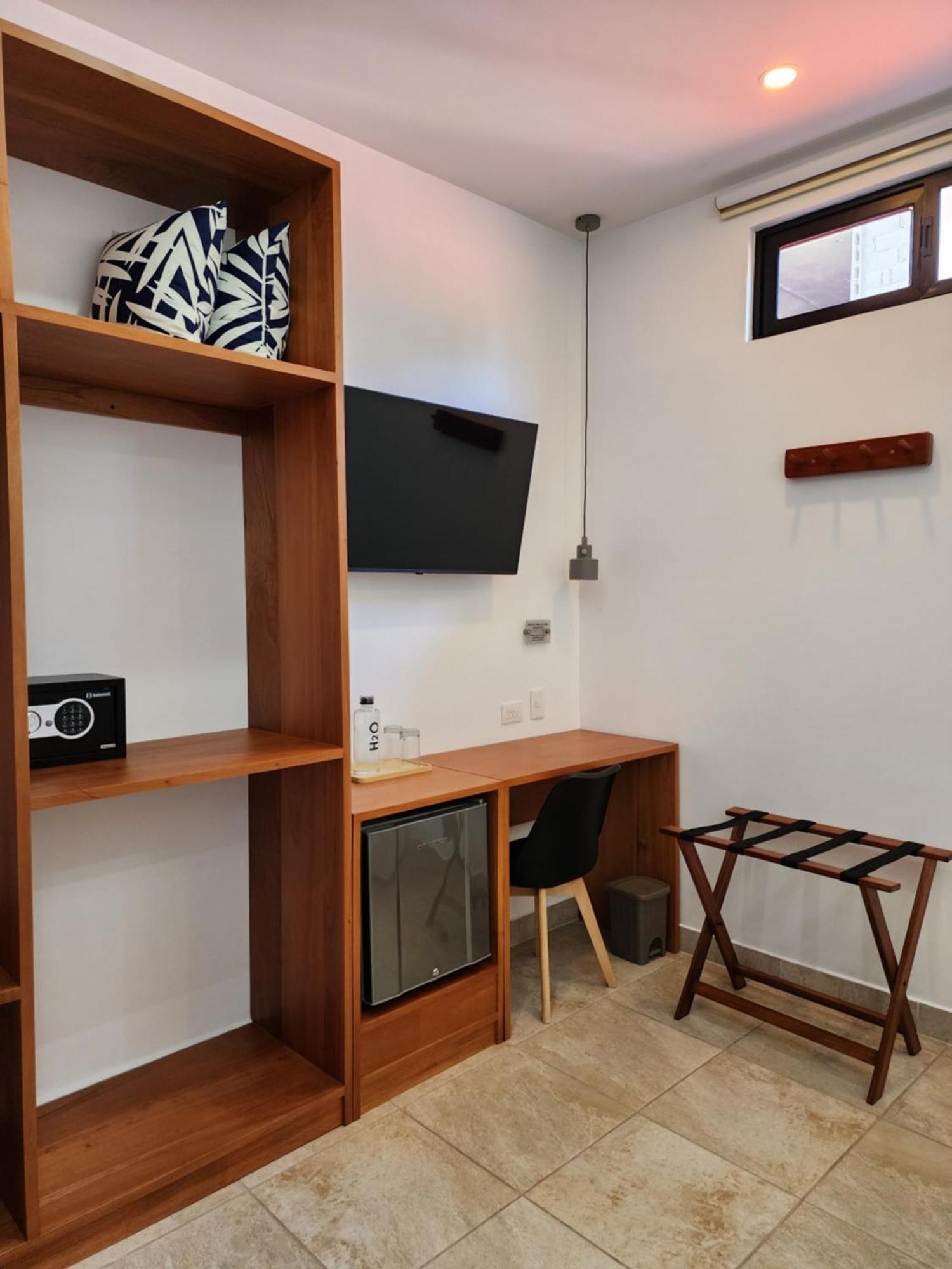 Casa Galapagos By Hostal Fragata Puerto Ayora  Extérieur photo